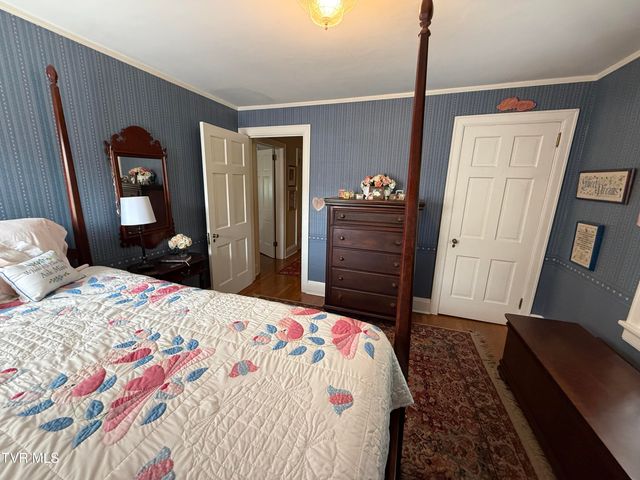 116 West F Street, Elizabethton, TN 37643