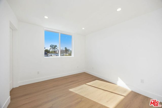 6239 Banner Avenue 1-2, Los Angeles, CA 90038