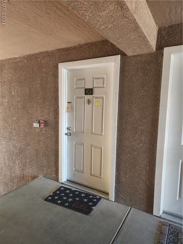 231 West Horizon Ridge Parkway 924, Henderson, NV 89012