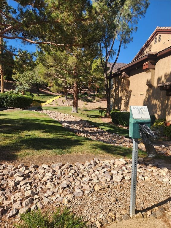 231 West Horizon Ridge Parkway 924, Henderson, NV 89012 — photo 2