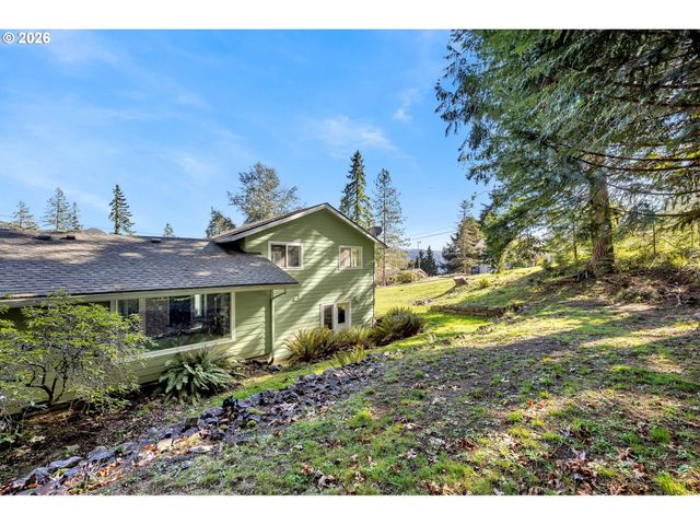 1401 PAULI Dr, Kelso, WA 98626