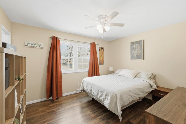 1411 Skylane Drive, Norwalk, IA 50211