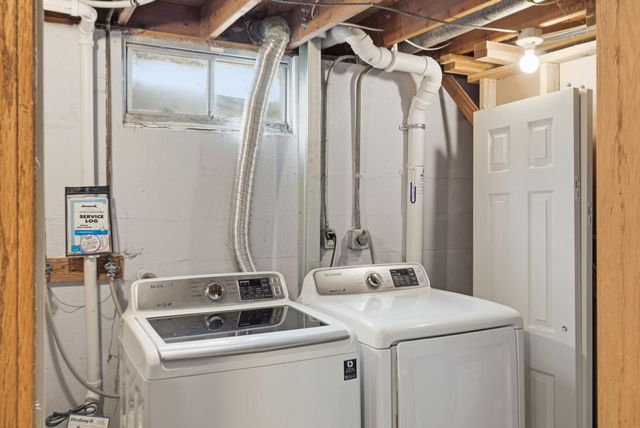 1411 Skylane Drive, Norwalk, IA 50211