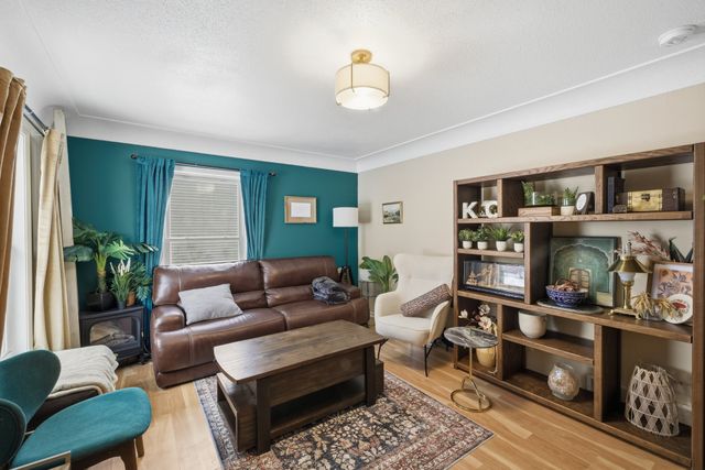 1411 Skylane Drive, Norwalk, IA 50211