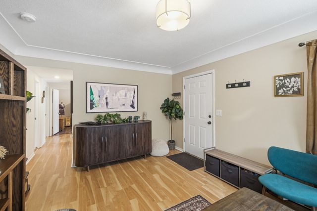 1411 Skylane Drive, Norwalk, IA 50211