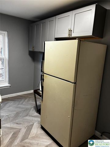 412 Oak Street 1, Allentown City, PA 18102