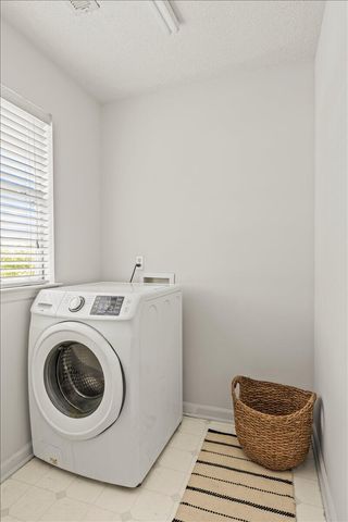 1049 Lee Pike, Soddy Daisy, TN 37379