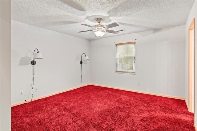 1049 Lee Pike, Soddy Daisy, TN 37379