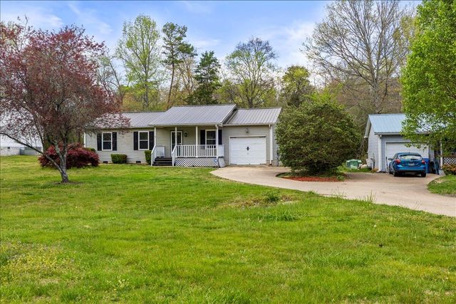 1049 Lee Pike, Soddy Daisy, TN 37379