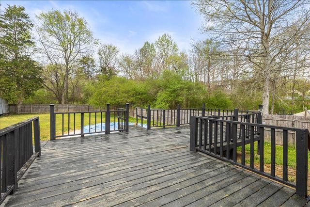 1049 Lee Pike, Soddy Daisy, TN 37379