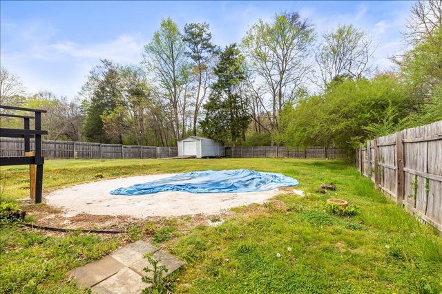 1049 Lee Pike, Soddy Daisy, TN 37379