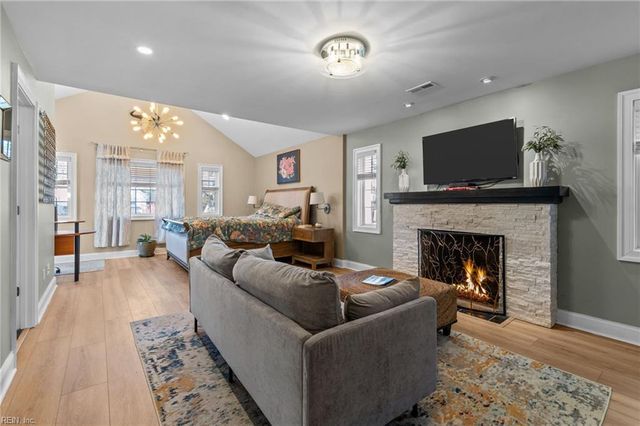 710 Bay Colony DR, Virginia Beach, VA 23451