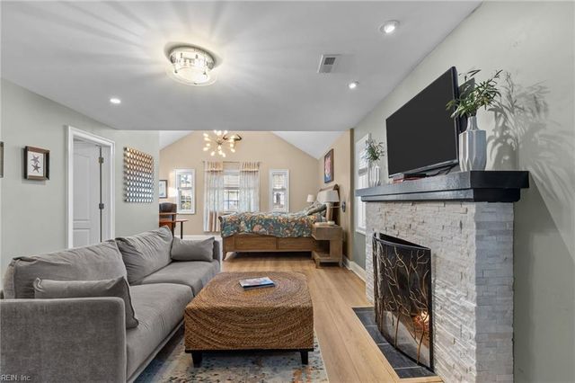 710 Bay Colony DR, Virginia Beach, VA 23451