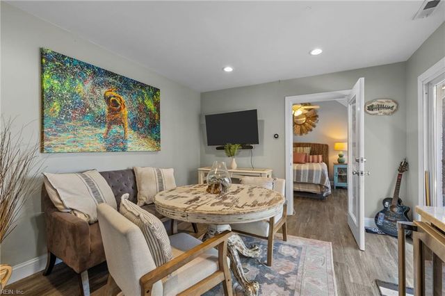 710 Bay Colony DR, Virginia Beach, VA 23451