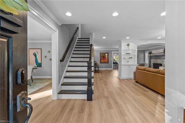 710 Bay Colony DR, Virginia Beach, VA 23451