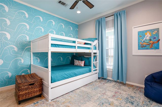 866 Townsend Drive, Crystal Beach, TX 77650