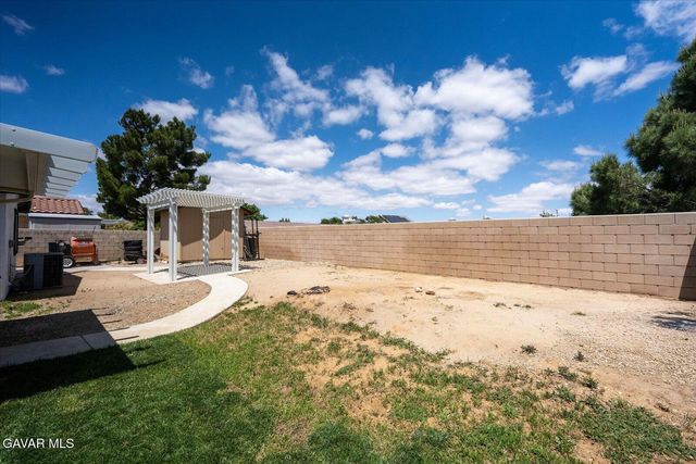 4141 De Anza Drive, Palmdale, CA 93551
