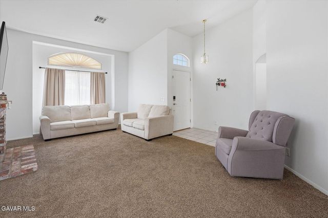 4141 De Anza Drive, Palmdale, CA 93551