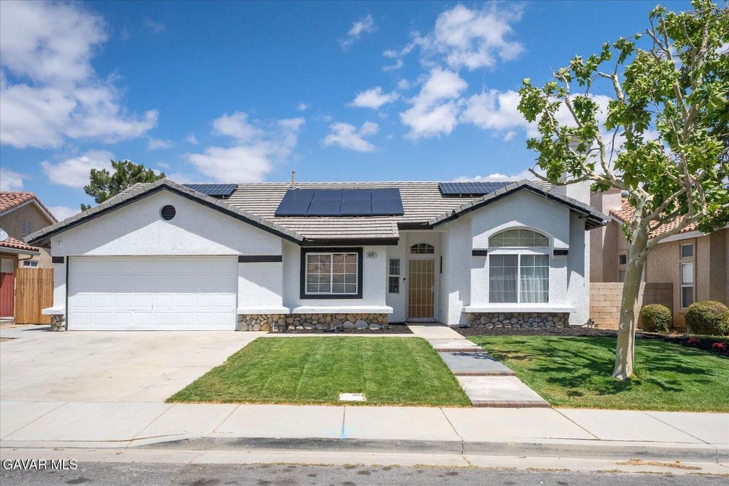 4141 De Anza Drive, Palmdale, CA 93551