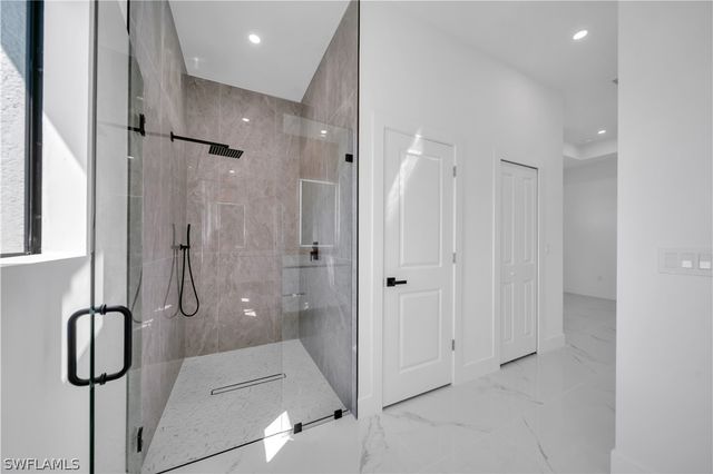 3606 8th ST SW, Lehigh Acres, FL 33976