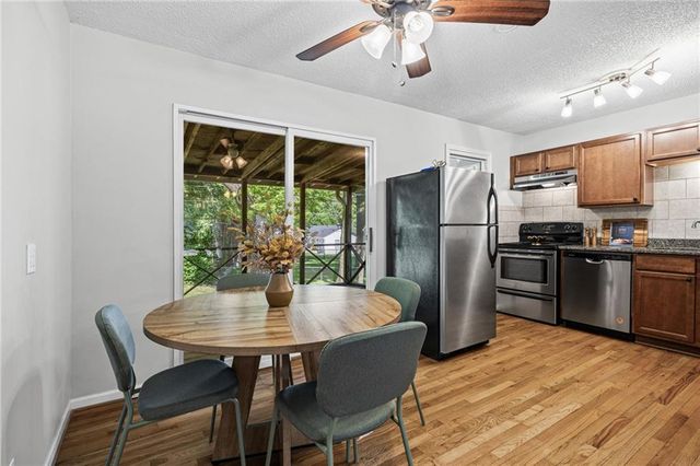 5327 Maple Street, Mission, KS 66202