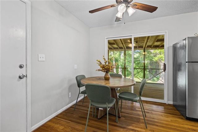 5327 Maple Street, Mission, KS 66202