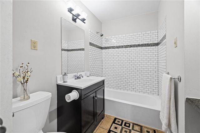 5327 Maple Street, Mission, KS 66202