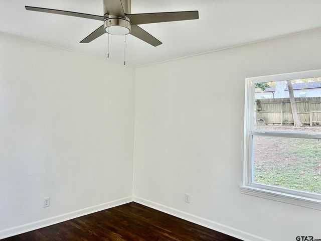 2923 Birdwell Drive, Tyler, TX 75701