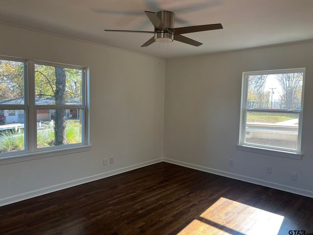 2923 Birdwell Drive, Tyler, TX 75701