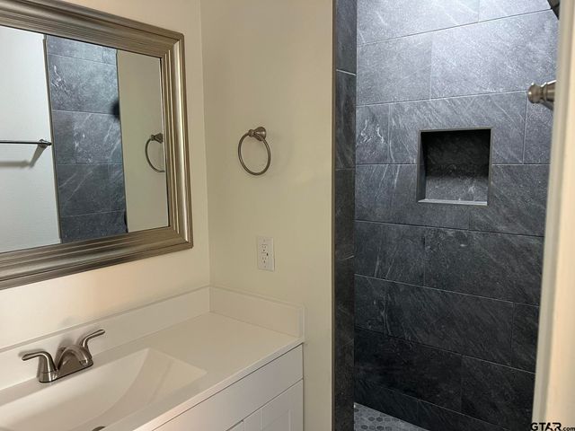 2923 Birdwell Drive, Tyler, TX 75701