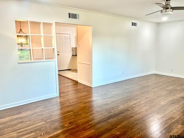 2923 Birdwell Drive, Tyler, TX 75701