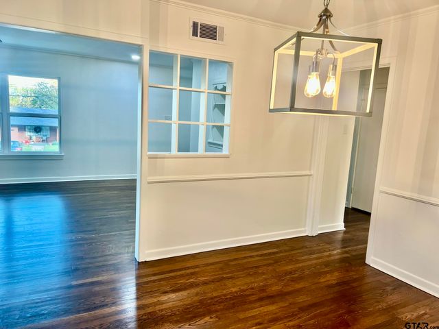 2923 Birdwell Drive, Tyler, TX 75701