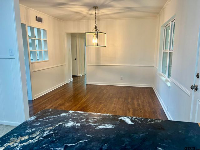 2923 Birdwell Drive, Tyler, TX 75701