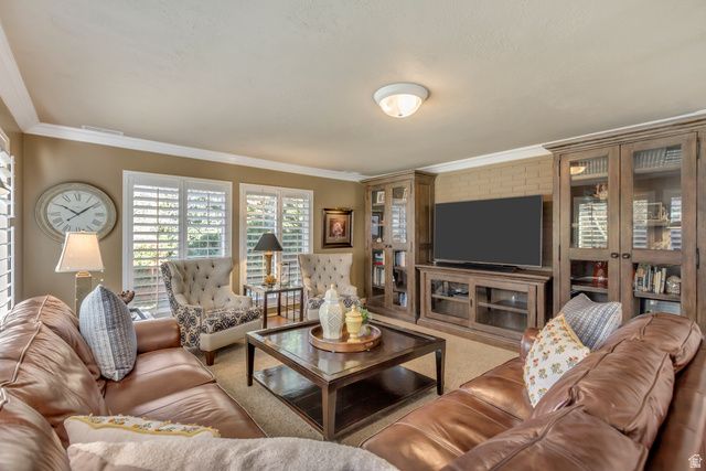 1900 E 5685 S, Holladay, UT 84121