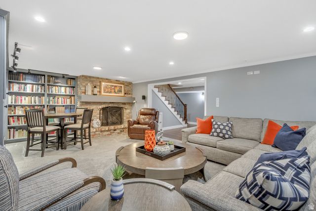 1900 E 5685 S, Holladay, UT 84121