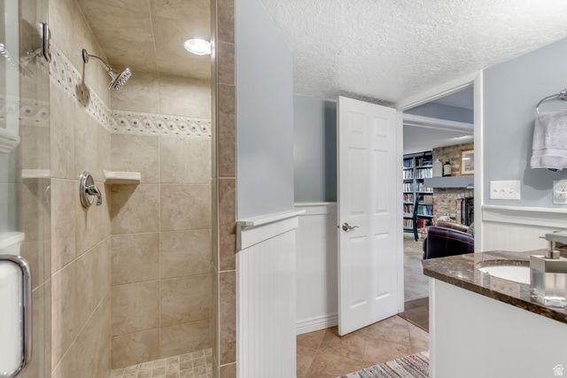 1900 E 5685 S, Holladay, UT 84121