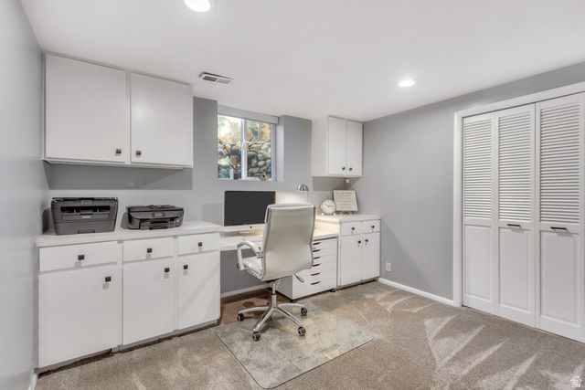 1900 E 5685 S, Holladay, UT 84121