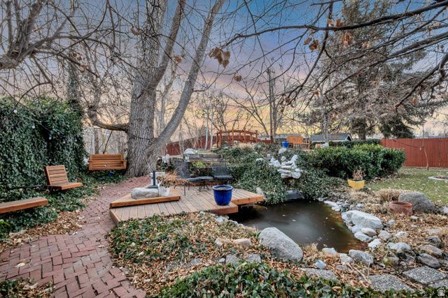 1900 E 5685 S, Holladay, UT 84121