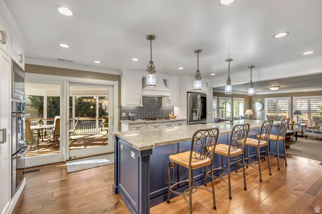 1900 E 5685 S, Holladay, UT 84121