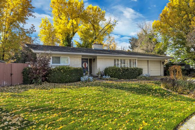 1900 E 5685 S, Holladay, UT 84121