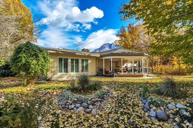 1900 E 5685 S, Holladay, UT 84121