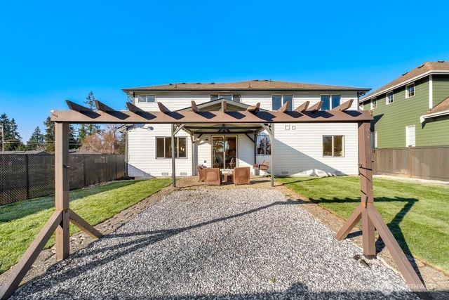 3903 NE 21st Street, Renton, WA 98056