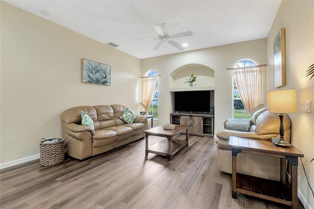 2275 HOMESTEAD CIRCLE, North Port, FL 34286