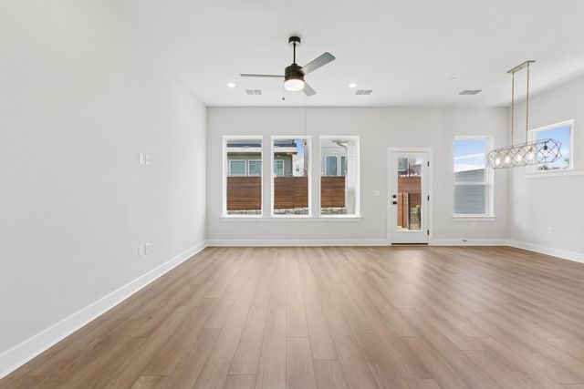 5505 Forks RD, Austin, TX 78747