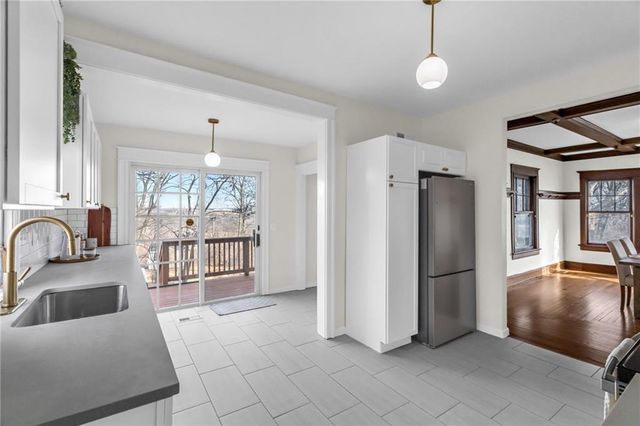 316 E Doniphan Street, Liberty, MO 64068