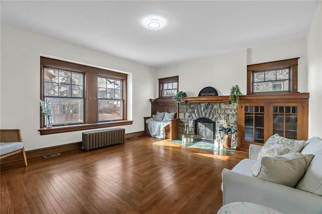 316 E Doniphan Street, Liberty, MO 64068