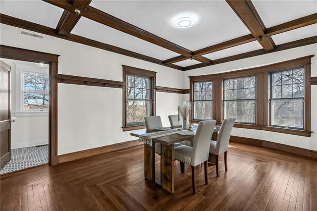 316 E Doniphan Street, Liberty, MO 64068