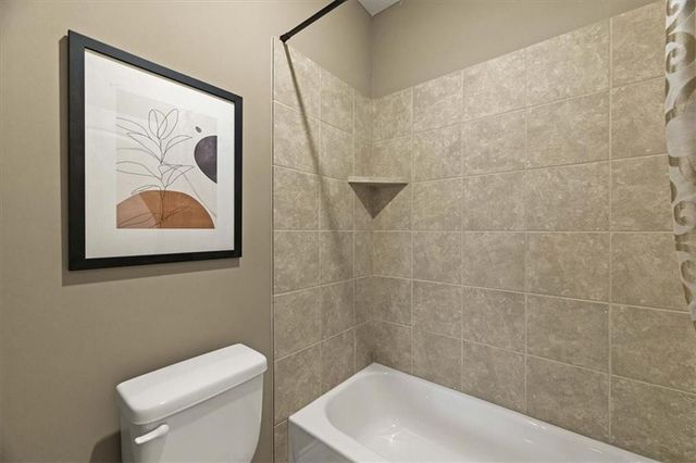 15204 Fontana Street, Leawood, KS 66224