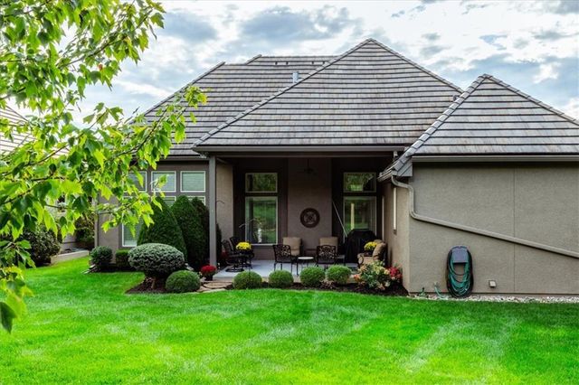 15204 Fontana Street, Overland Park, KS 66224