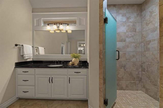 15204 Fontana Street, Leawood, KS 66224